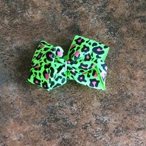 Leopard print bow